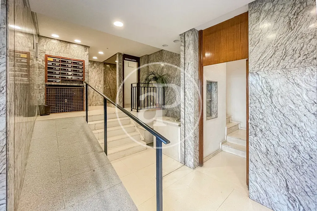 Hallway - 3-Bedroom Apartment near Retiro Park, Madrid