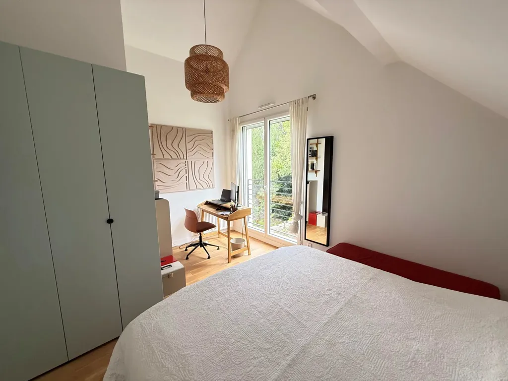 Chambres - Maison Familiale Rénovée avec Jardin à Clamart