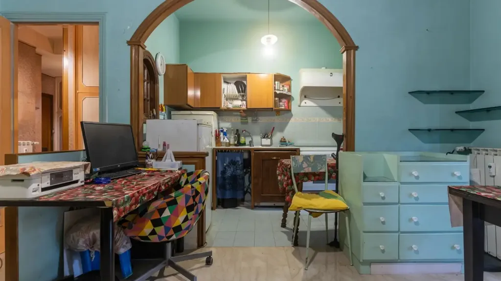 Kabinet - Three-Bedroom Apartment with Garden in Garbatella, Rome