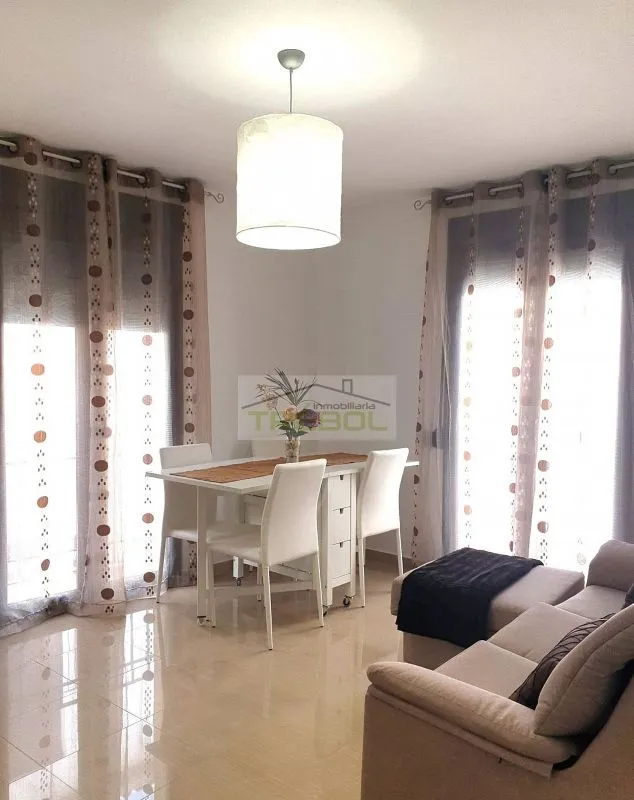 Salle à manger - Furnished Flat with Balcony in Baeza