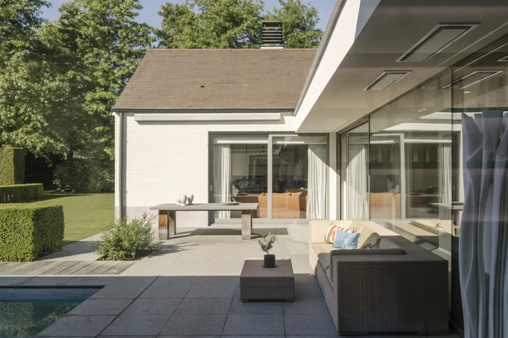 Bassein - Luxury Villa with Pool in Villapark, Waregem