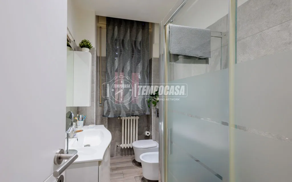 Vannitoad - Renovated Triplex with Cellar in Parma