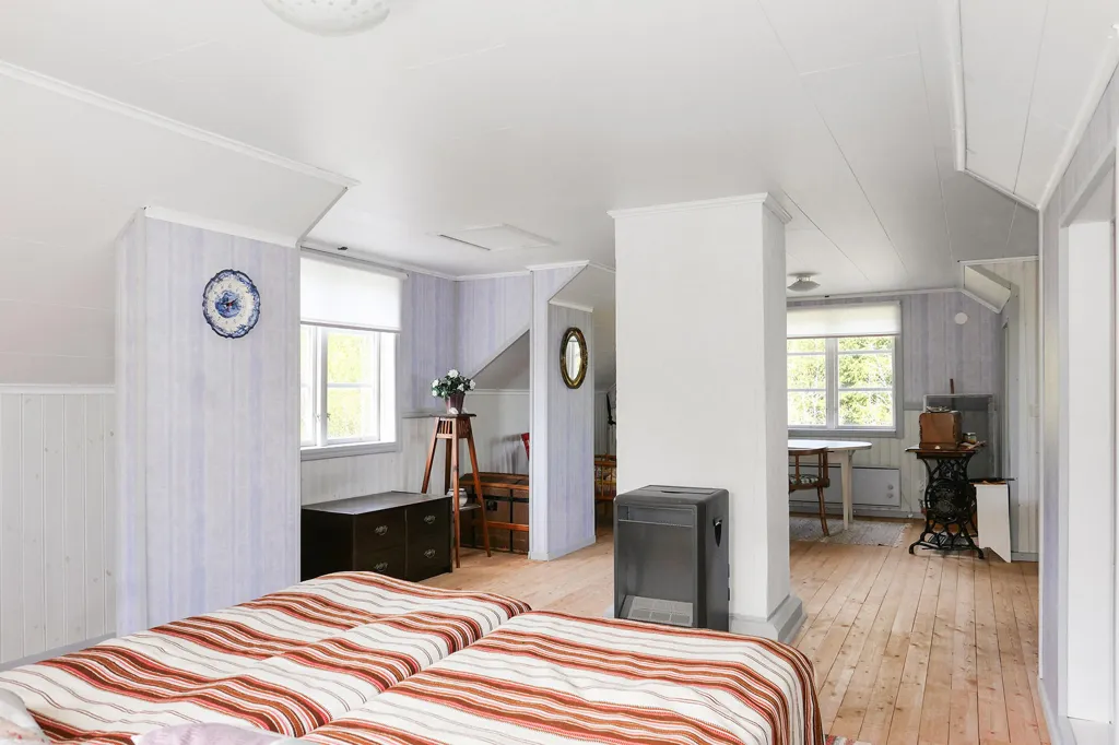 Chambres - Renovated Cottage with Lake View in Åmål