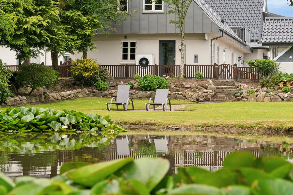 Jardin - Equestrian Estate with Spa in Vinding