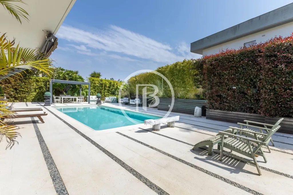 Piscina - Luxury House with Sea View in Estoril