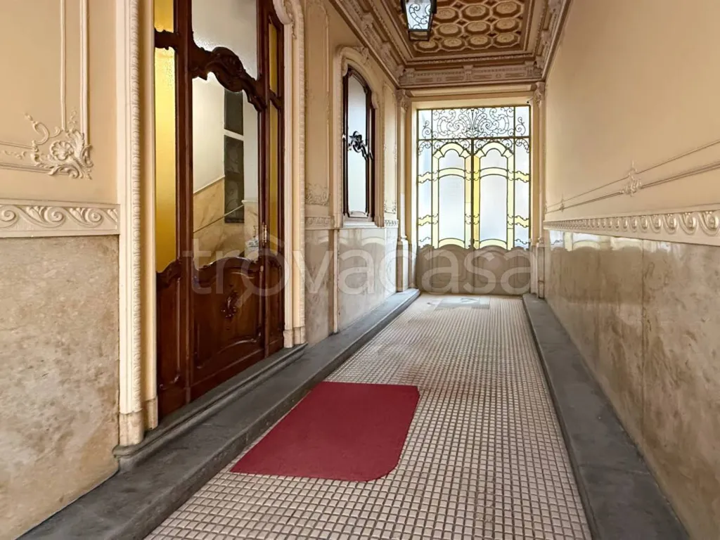 Hallway - Liberty Style Apartment with Bow Window in Turin