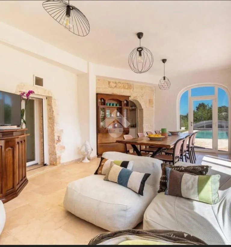 Elutuba - Rustic Villa with Pool in Ostuni