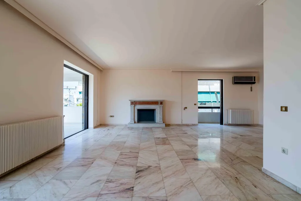 Elutuba - Top Floor Apartment with Panoramic Views near Glyfada Golf