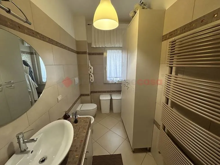 Salles de bain - Refurbished Apartment with Double Exposure in Grottaglie