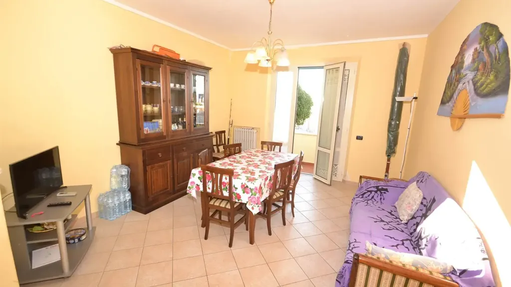 Salle à manger - Terraced Apartment with Sea View in Rosignano Solvay