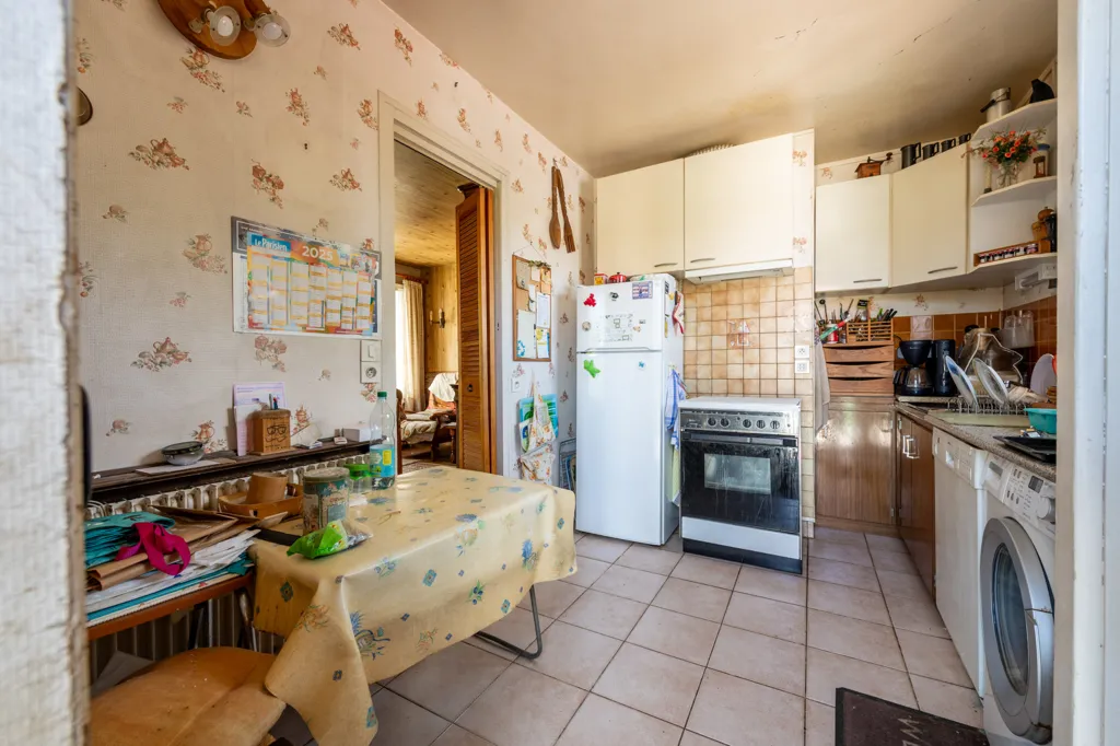 Cucina - House with Aménagés Combles in Massy