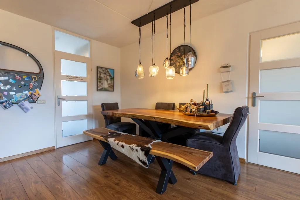 Sala da pranzo - Galerij Flat with Balcony in Brunssum