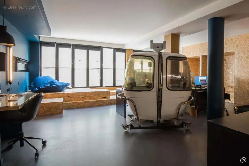 Bureau - Loft Rénové avec Verrière et Fibre Optique