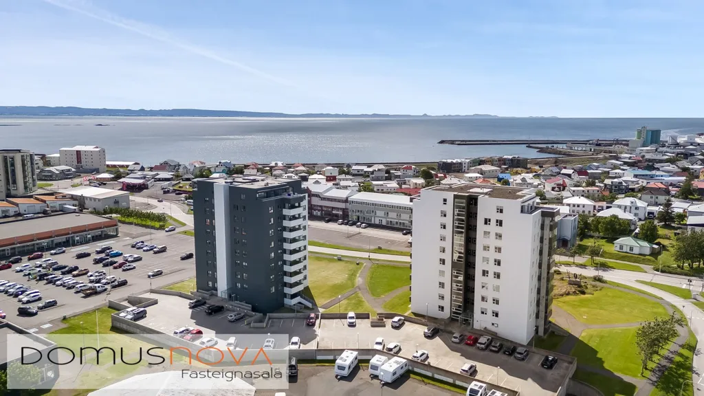 Vue aérienne - Two-Bedroom Apartment with Balcony in Akranes