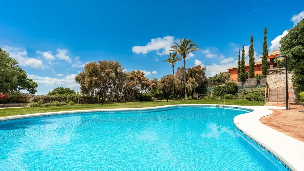 Piscine - Semi-Detached Villa with Pool in Santa Clara