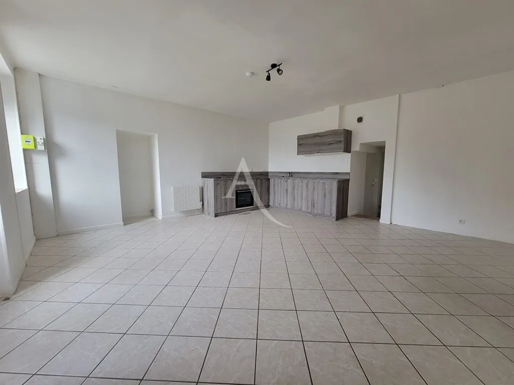 Cuisine - Appartement Rénové au Centre d'Abbaretz