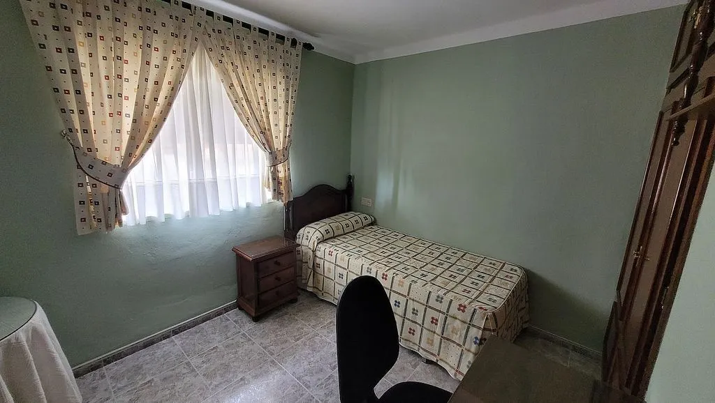 Magamistoad - Furnished Flat with Balcony in Ronda