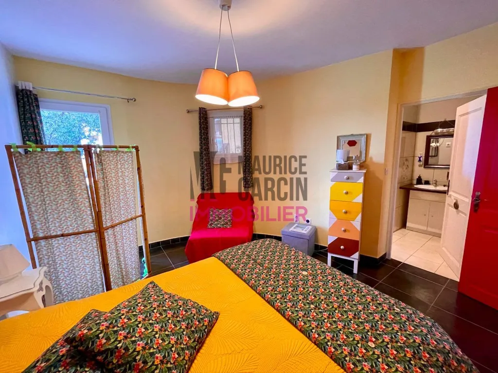 Chambres - Maison avec Piscine et Vue Panoramique à Pernes-les-Fontaines