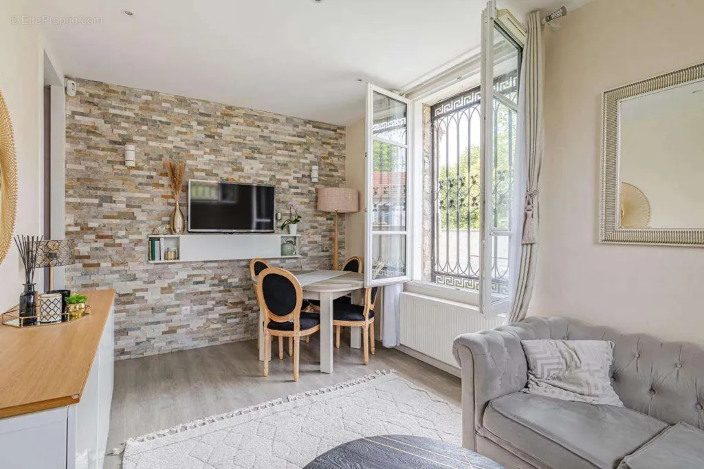 living_room