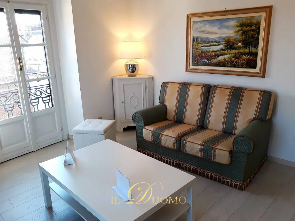 Séjour - Penthouse with Panoramic Views in Novara Centre