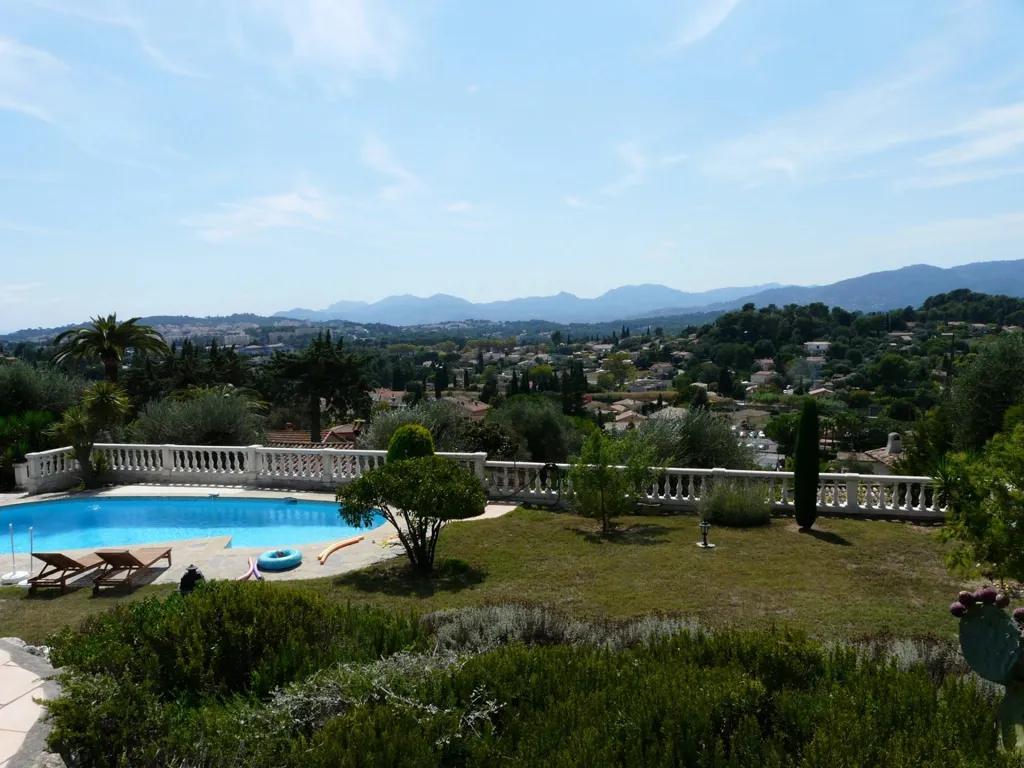 Bassein - Luxury Villa with Pool in Mougins