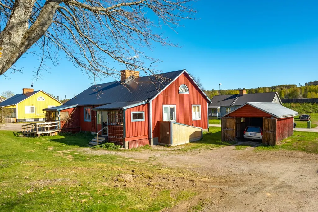 Välivaade - Two-Unit Villa with Rental Income in Sweden