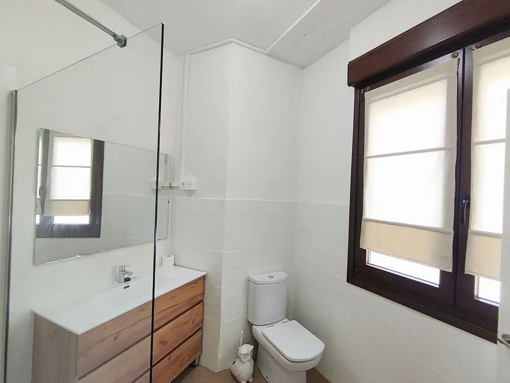 Vannitoad - Student-Friendly Duplex with Terrace in Deusto