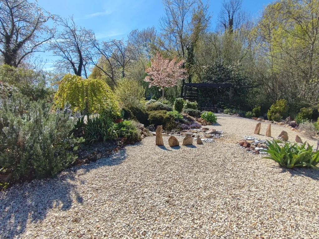 Jardin - Maison de Village Rénovée à Nieuil, Charente