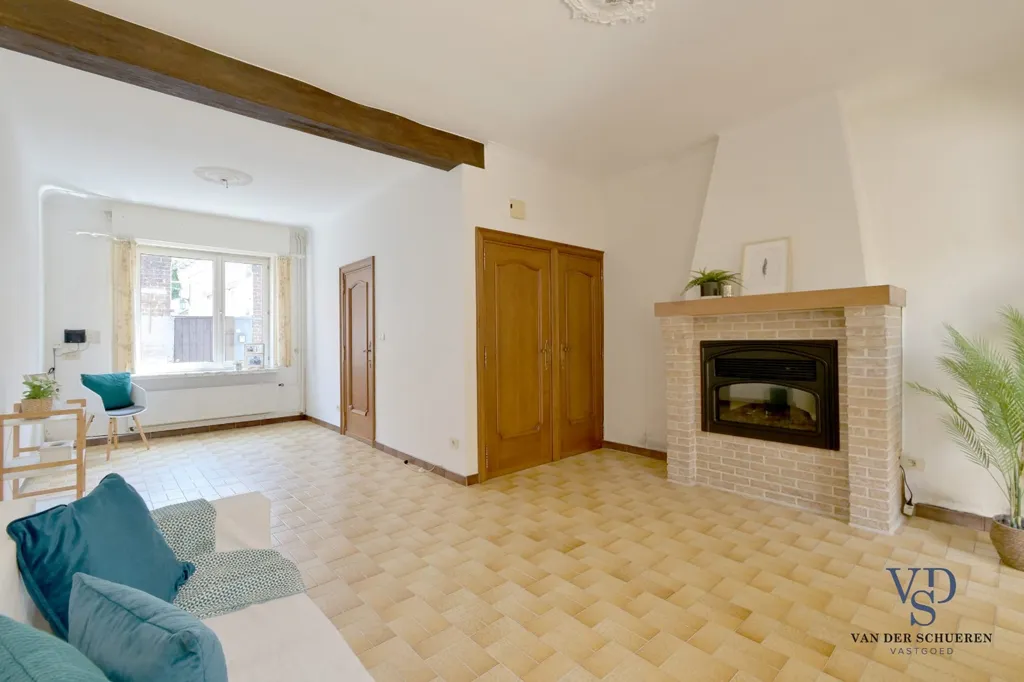 Séjour - Maison Charmante avec Jardin à Gavere