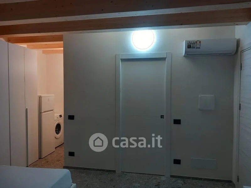 Chambres - Fully Furnished Studio with Garden in Formigine