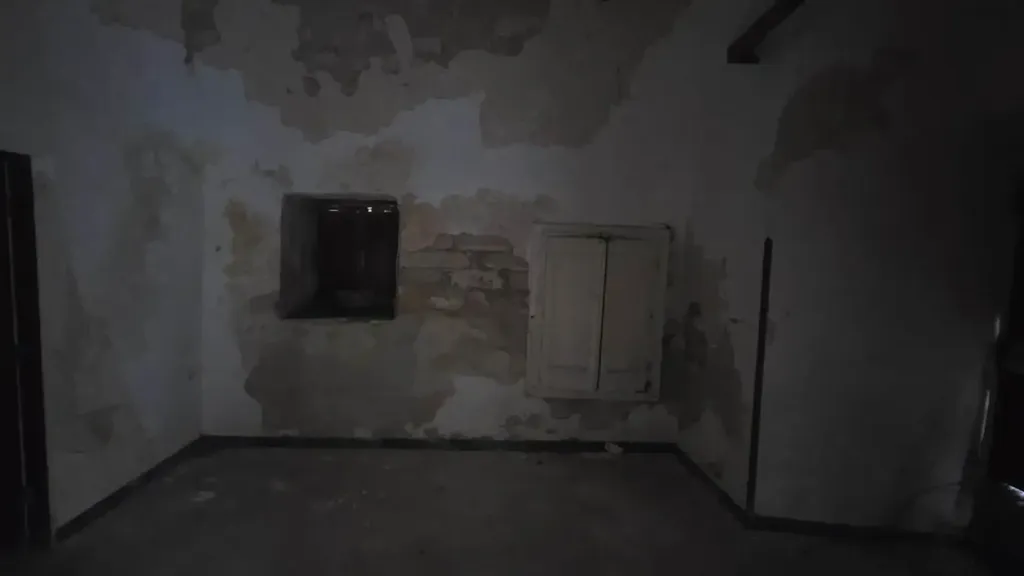 other_room