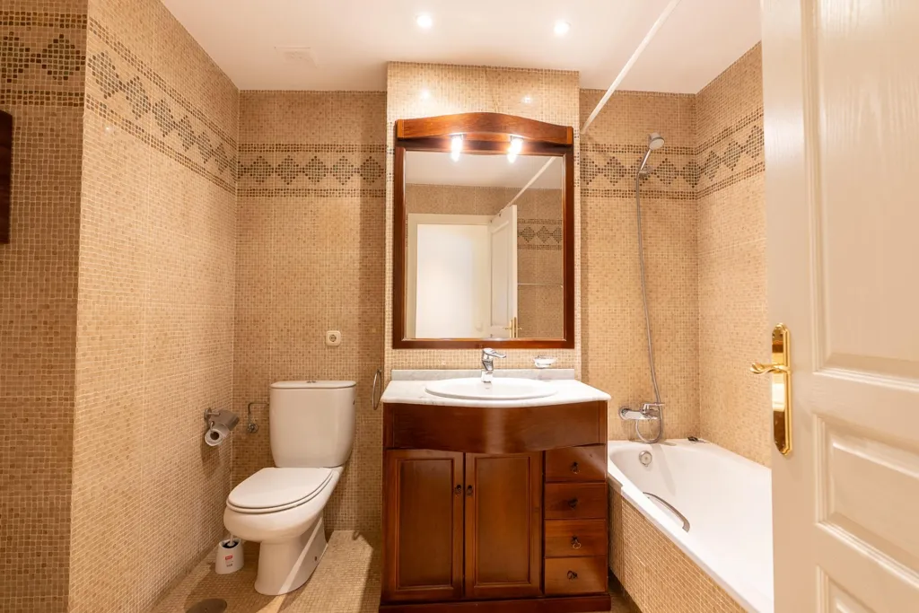 Salles de bain - Apartment with Sea Views on Estepona Promenade