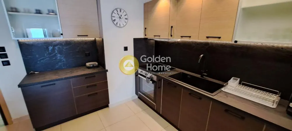 Köök - Fully Renovated Apartment with Sea View in Livaniates