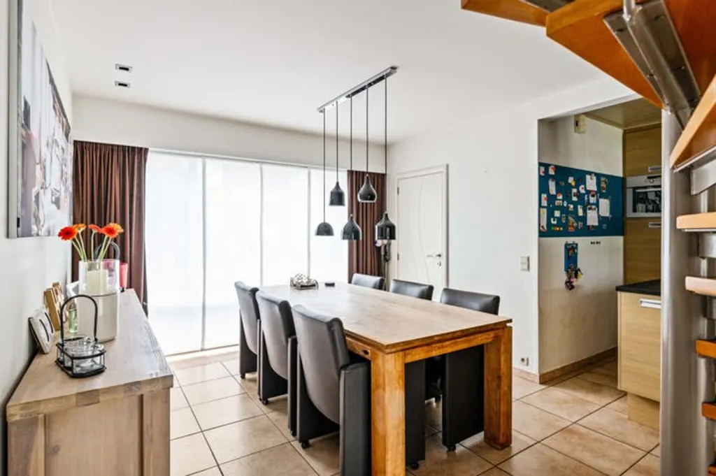 Salle à manger - Maison avec Deux Garageboxes à Aartselaar