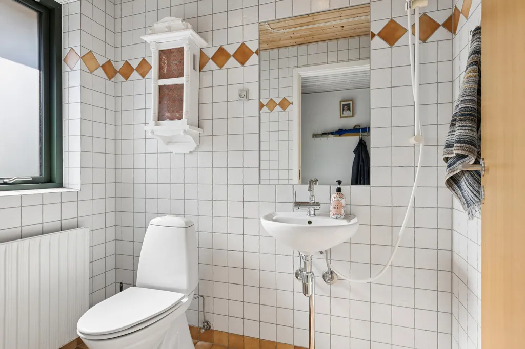 Salles de bain - Detached Villa with Garden in Haslev
