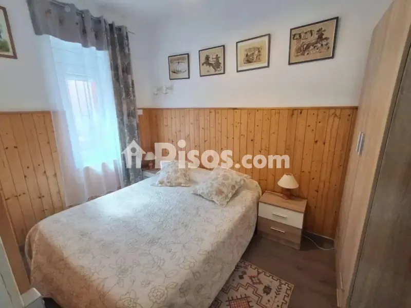 Magamistoad - Licensed Villa with Pool in Bítem