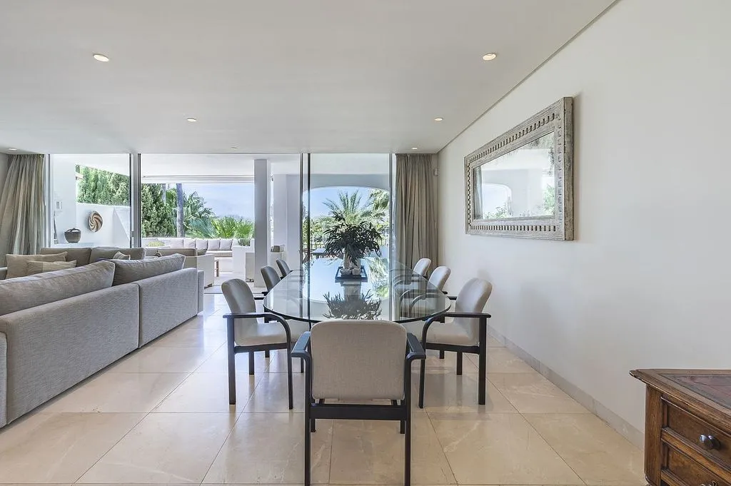 Söögituba - Duplex with Pool in Marbella's Golden Mile