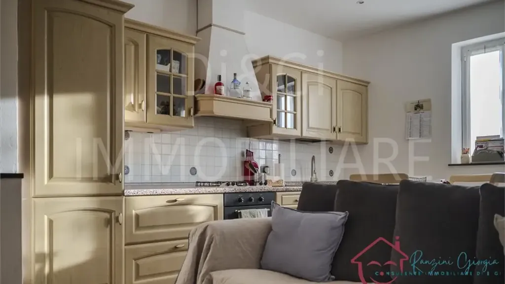Cuisine - Spacious 2-Bedroom Apartment with Terrace in Albenga