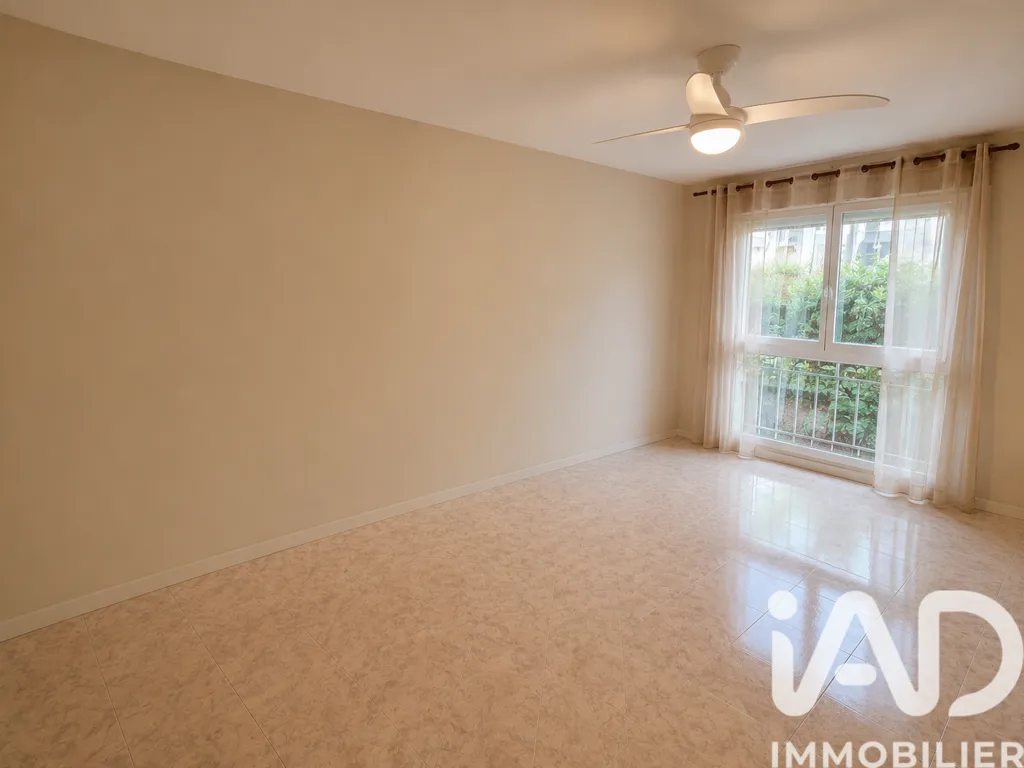 Chambres - Appartement T3/4 en Rez-de-Jardin au Cabot, Marseille