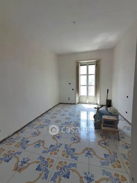 Stanze - Appartamento con vista panoramica a Salerno