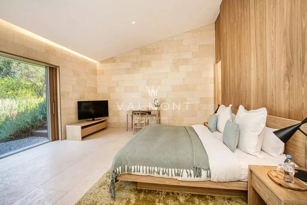 Chambres - Villa Luxueuse avec Vue Mer à Saint-Tropez