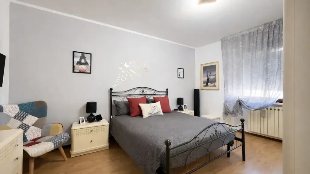 Bedrooms - Modernised Apartment with Terrace in San Bonifacio