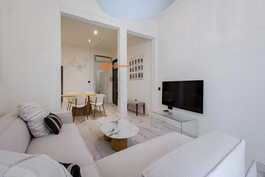 Séjour - Luxury Apartment with Rustic Elegance in Madrid