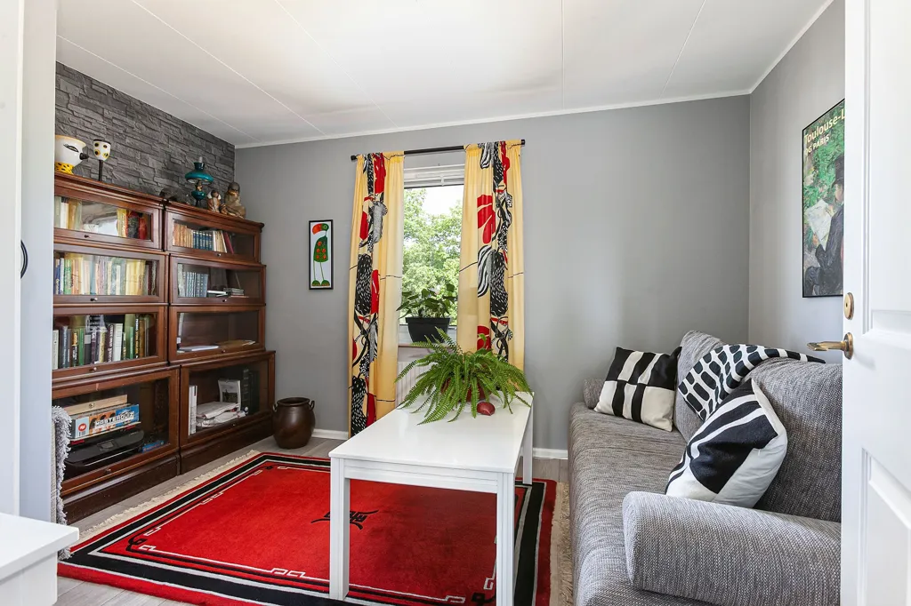 Soggiorno - Renovated Flat with South-Facing Balcony in Klippan