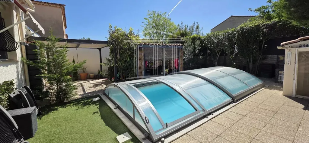 Bassein - Maison with Pool and Garden in Le Pontet