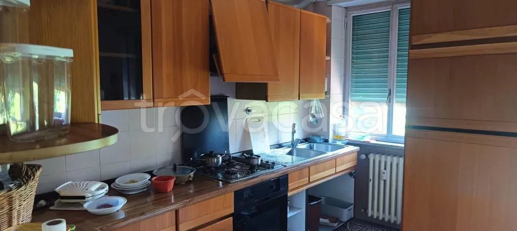 Cuisine - Panoramic Apartment with Balcony in Pianezza
