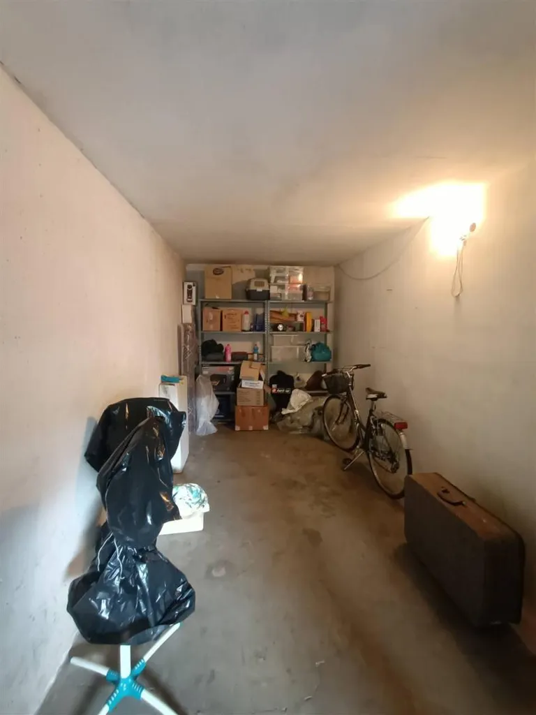 Garage - Appartamento con tre terrazze a Figline e Incisa Valdarno
