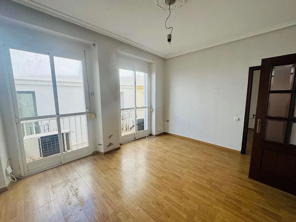 Toad - Bright Apartment with Balcony in Cádiz Centre