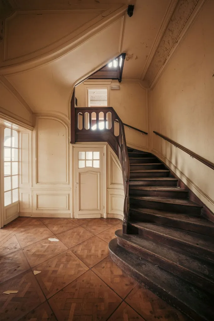 Pièces - Château de Prestige à Louer près de Verviers