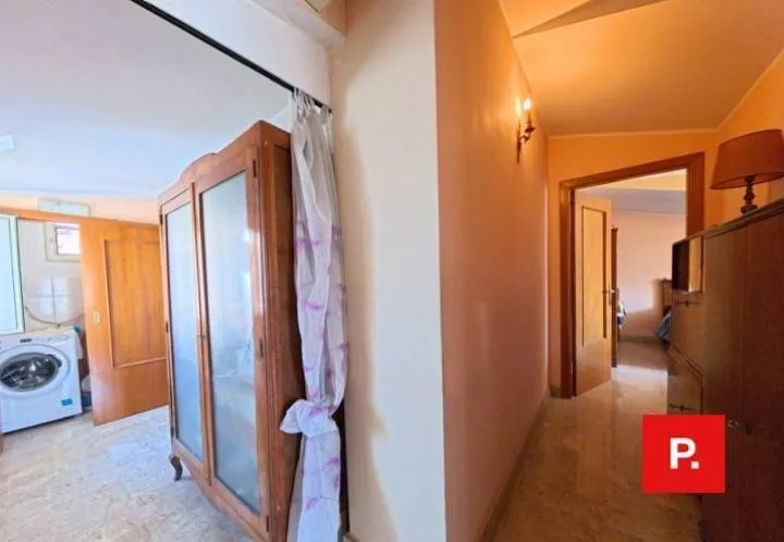 hallway_entrance